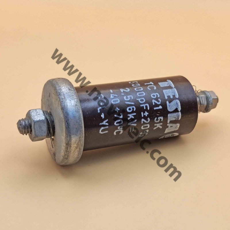 TC621 5nF/2.5KVAC/6KVDC