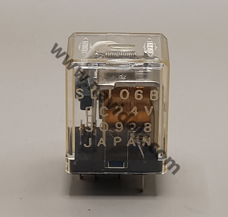رله شیشه ای 24VDC پایه سوکتی 1 کنتاکت 5A