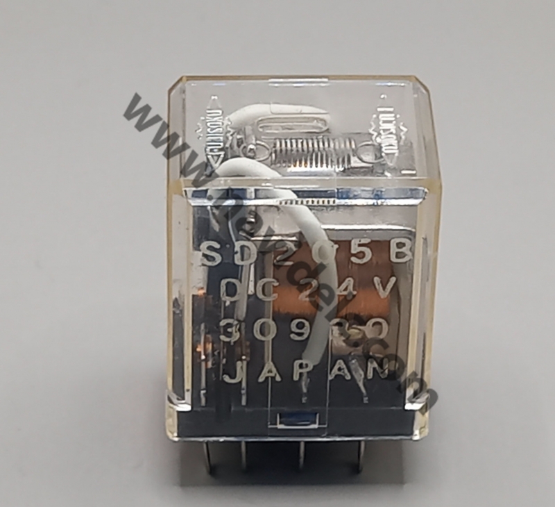 رله شیشه ای 24VDC پایه سوکتی 2 کنتاکت 5A